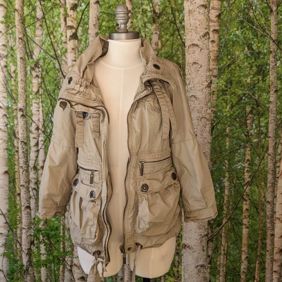 Dollhouse Lightweight Cargo Jacket, khaki / tan - Picture 11 of 12